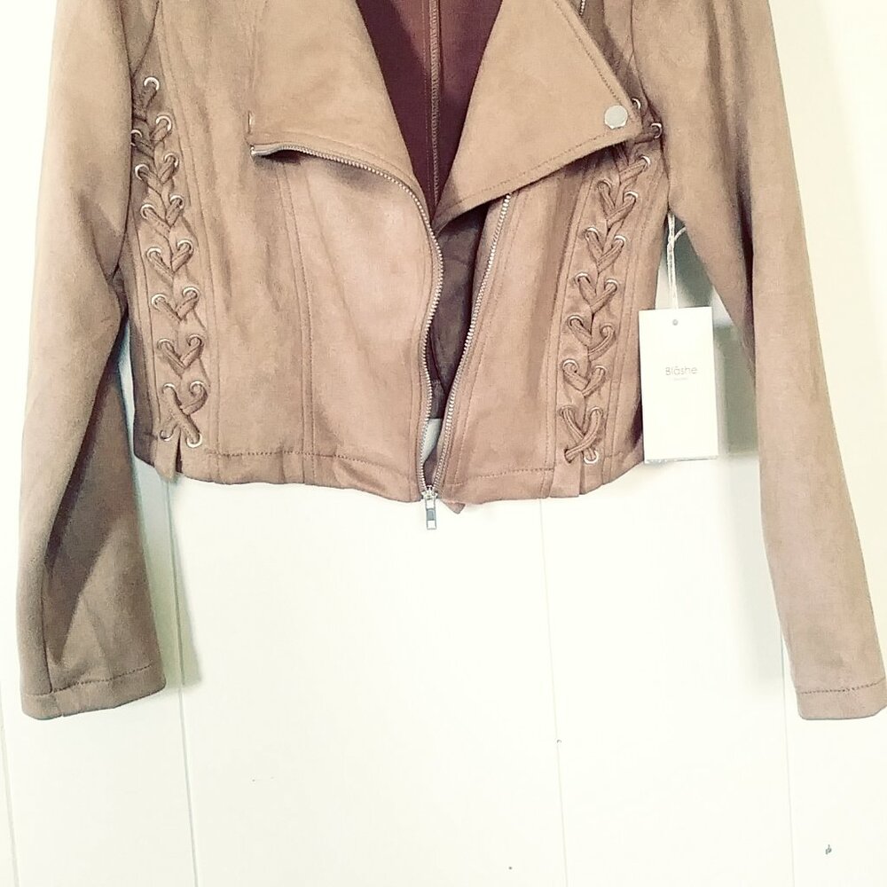 NWT Blashe Size L Soft Jacket